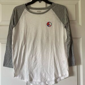 Old Navy 3/4-sleeve shirt, size small